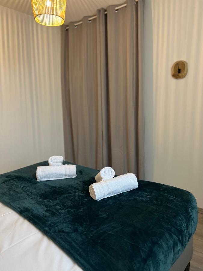 Le Cocon Moulinois, Proche Gare Avec Services By Primo C0Nciergerie Apartment มูแล็ง ภายนอก รูปภาพ