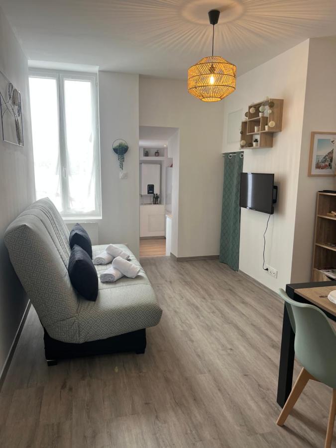 Le Cocon Moulinois, Proche Gare Avec Services By Primo C0Nciergerie Apartment มูแล็ง ภายนอก รูปภาพ