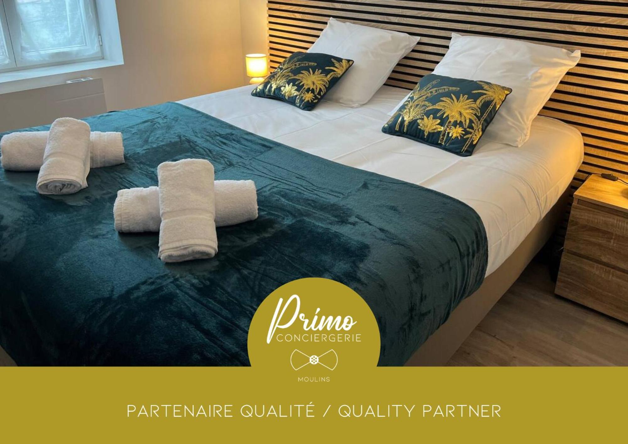 Le Cocon Moulinois, Proche Gare Avec Services By Primo C0Nciergerie Apartment มูแล็ง ภายนอก รูปภาพ